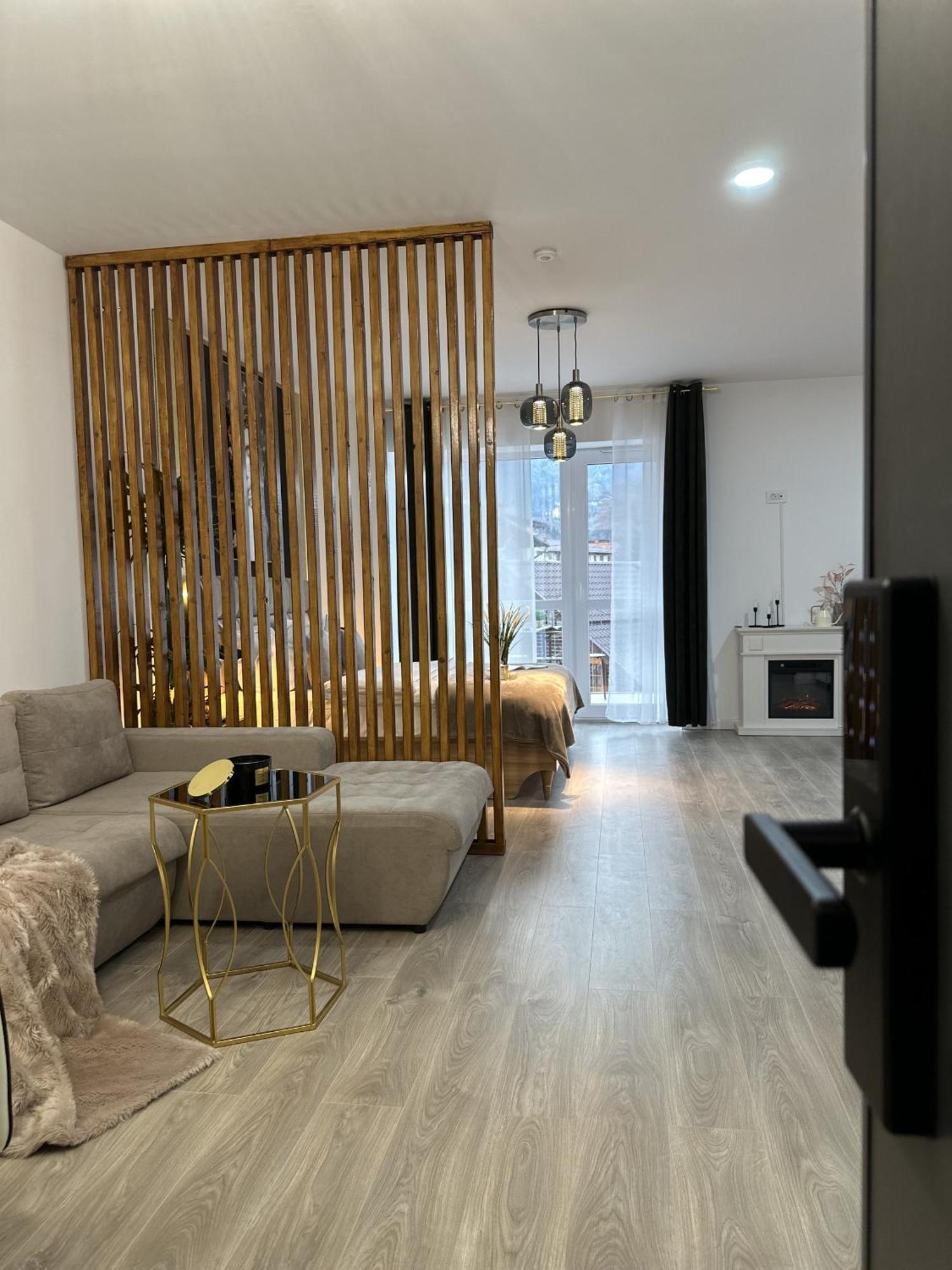 Luxroom In Greenfuture 시나이아 외부 사진