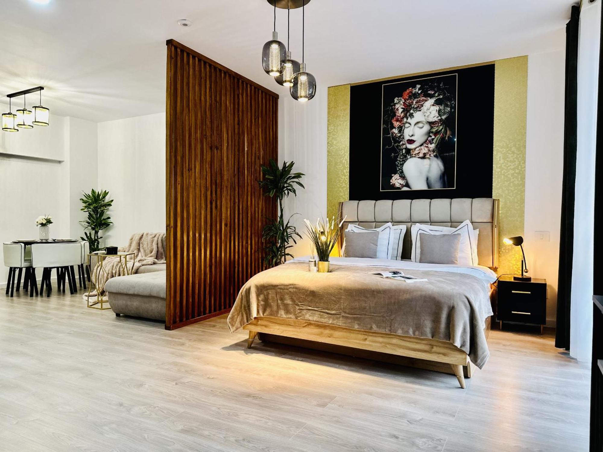 Luxroom In Greenfuture 시나이아 외부 사진